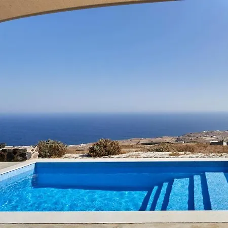 Theano Cave & Otel Imerovigli (Santorini)