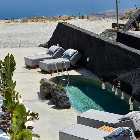 Theano Cave Suites&villas *