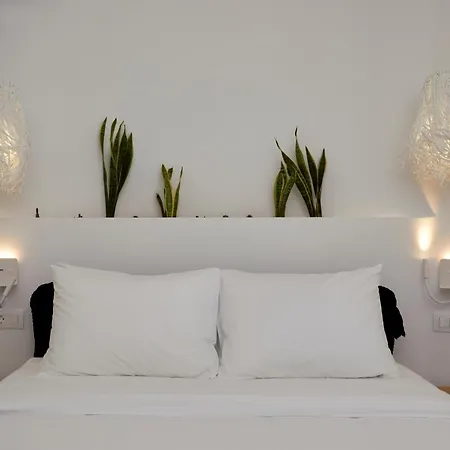 Hotel Theano Cave & Imerovigli (Santorini)