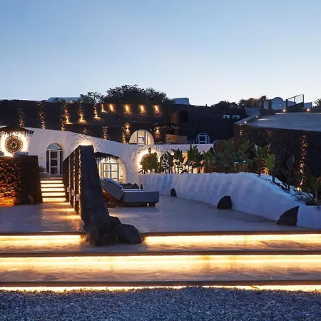 Theano Cave Suites&villas *