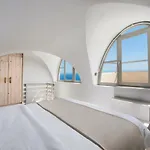 Theano Cave & Hotel