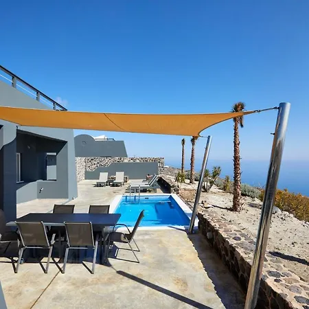 Hotel Theano Cave &