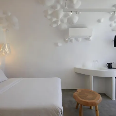 Hotel Theano Cave & Imerovigli (Santorini)