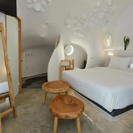 Theano Cave & Hotell