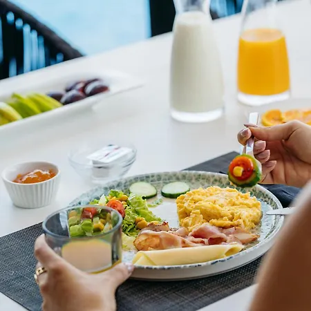 Theano Cave & Отель *