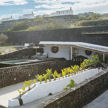 Hotell Theano Cave & *