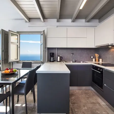 Theano Cave & * Imerovígli