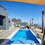 Theano Cave &