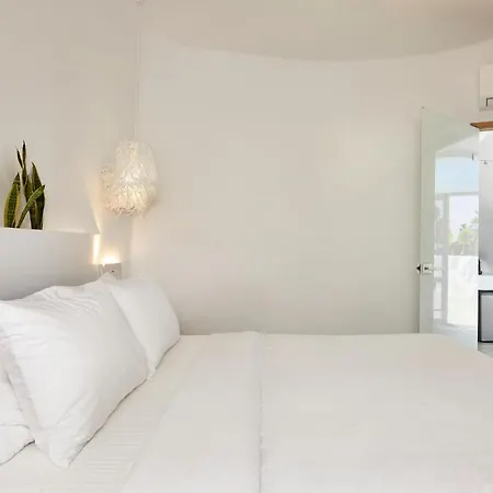 Hotel Theano Cave & Imerovigli (Santorini)