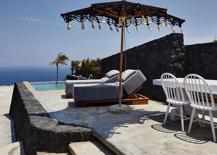 Hotel Theano Cave & Imerovigli (Santorini)