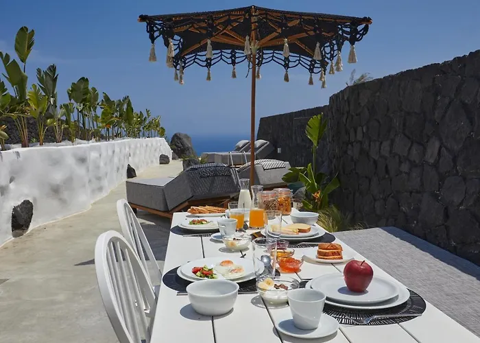 Theano Cave & Hotel Imerovígli