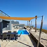 Hotel Theano Cave Suites&villas