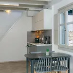 Theano Cave Suites&villas Hotel *