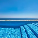 Theano Cave Suites&villas Imerovigli (Santorini)